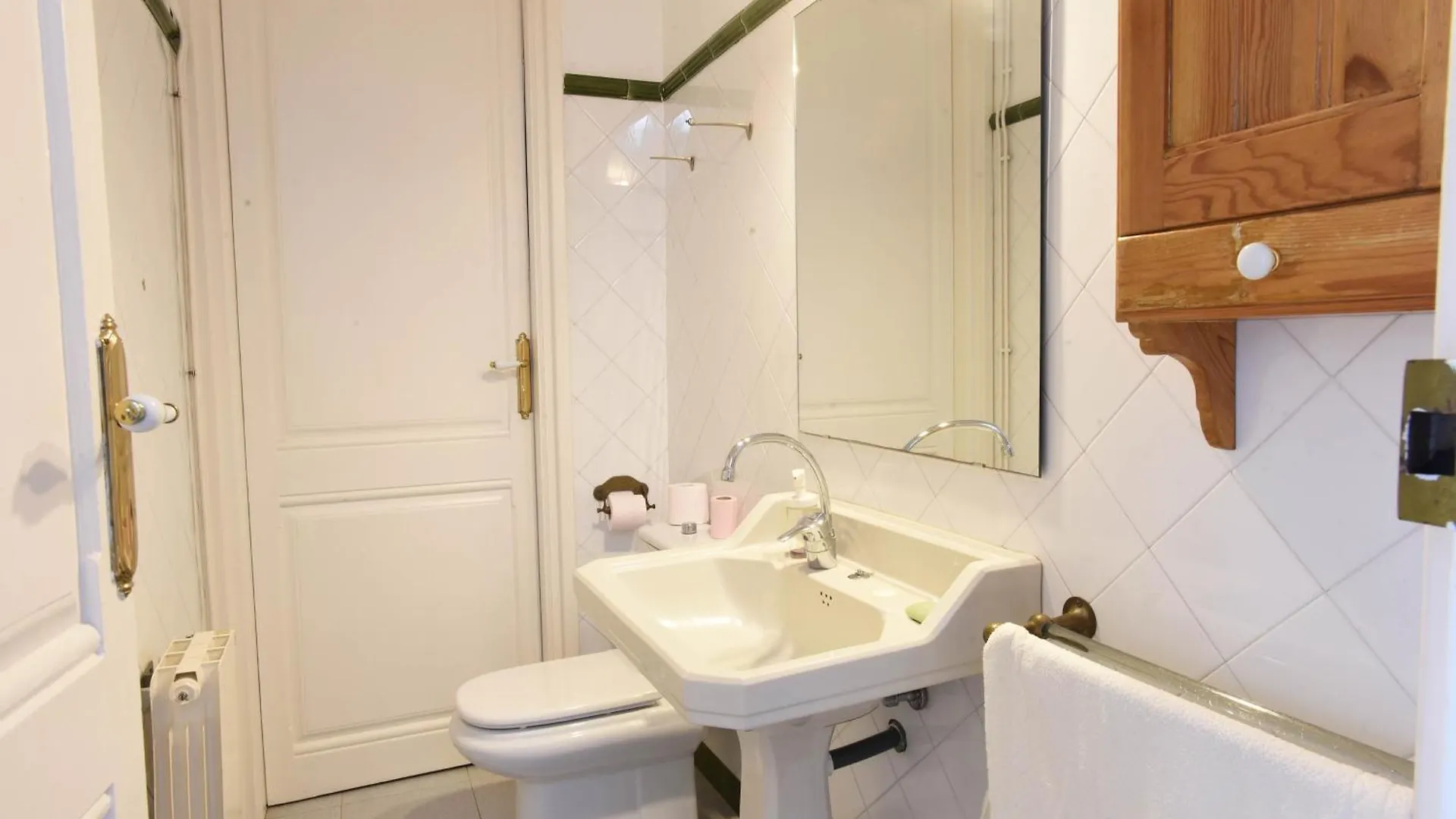 Vila D'Alba Sant Andreu de Llavaneres 0*,  Spain